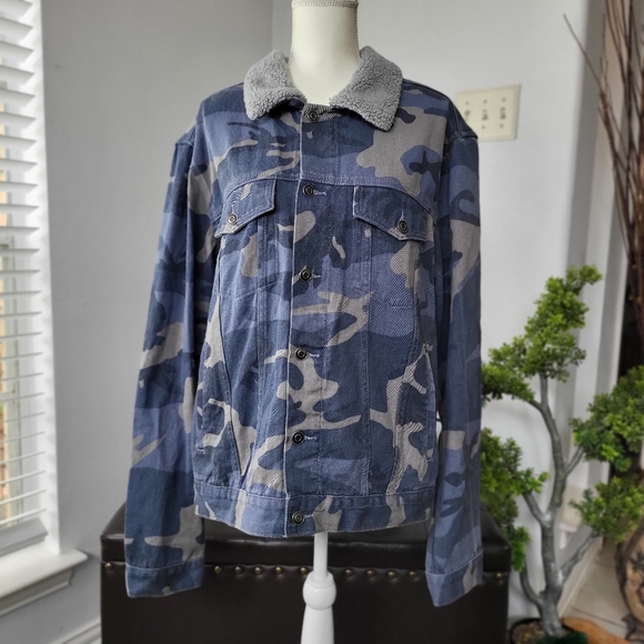 American Vintage Jacket - Picture 6 of 15